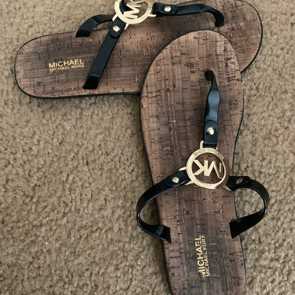 MK jelly flip flops